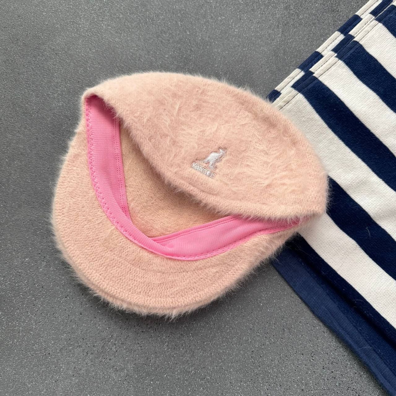 Kangol × Vintage Kangol Y2K Vintage Unisex Beret Hat Size ONE SIZE - 1 Thumbnail