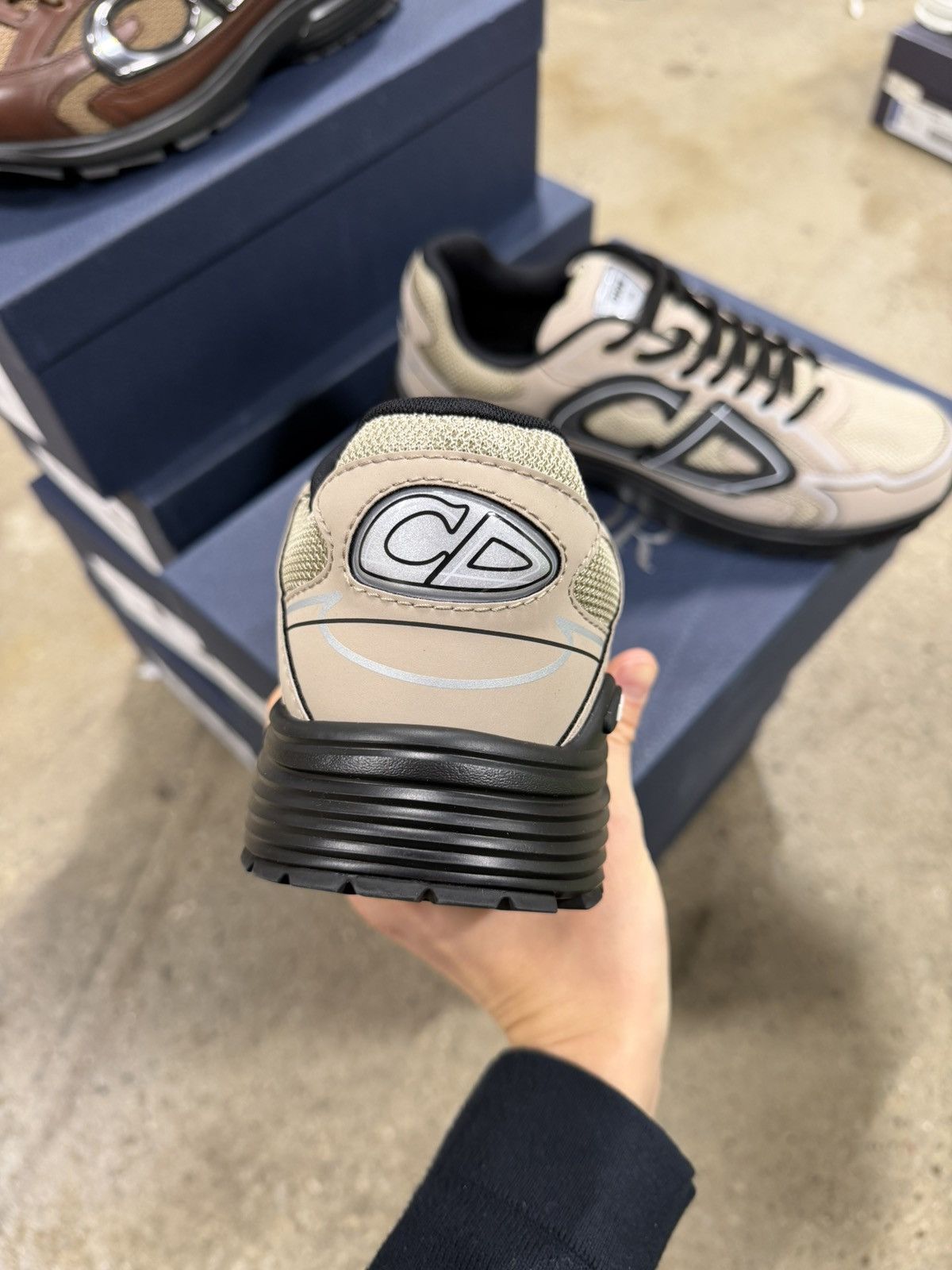 Dior Dior B30 Low Top Sneaker NEW 1300$ Size US 7 / EU 40 - 7 Thumbnail