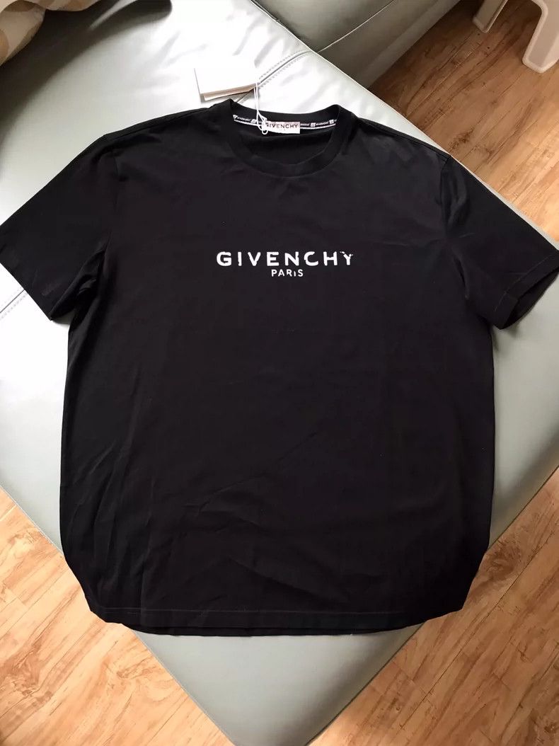 Givenchy Givenchy Distressed Logo Short Sleeve T-Shirt - dmc Size US XXL / EU 58 / 5 - 1 Thumbnail