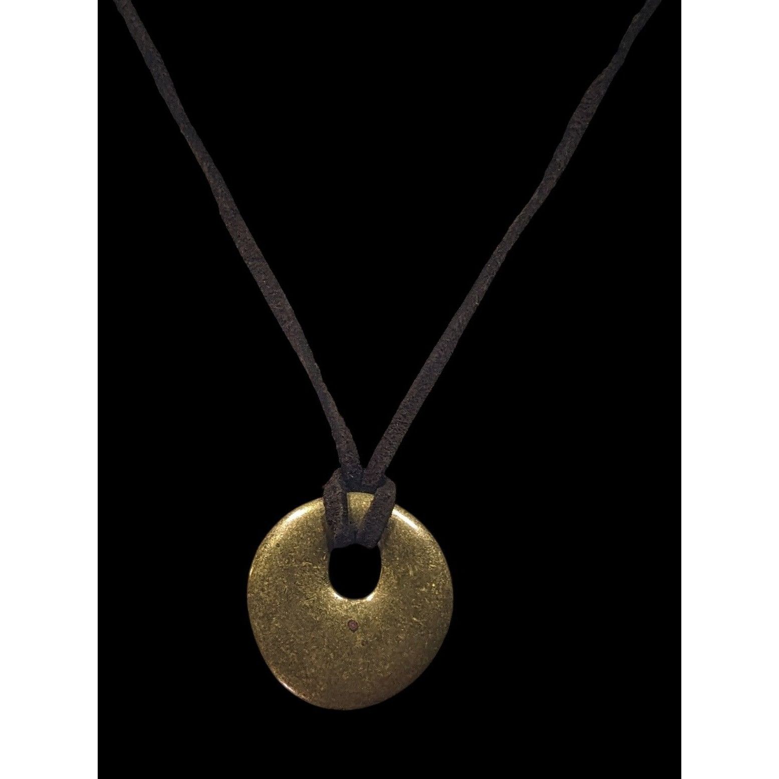 Other Classic Rustic Style Gold Tone Metal Disc Pendant Necklace Size ONE SIZE - 2 Thumbnail