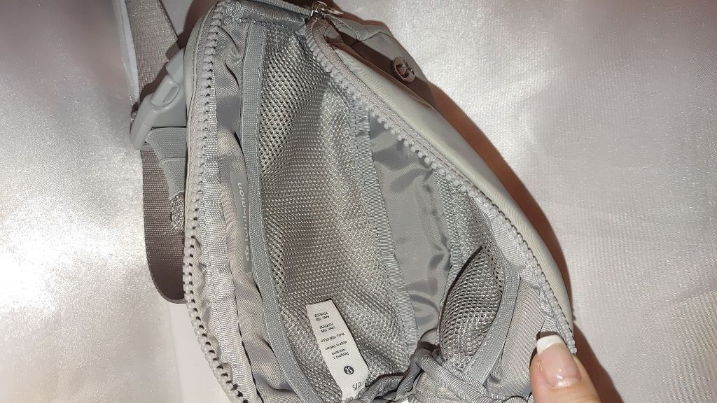Lululemon LuluLemon Everywhere Belt Bag Size ONE SIZE - 5 Thumbnail