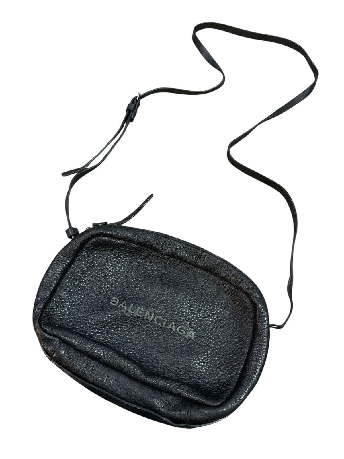 Balenciaga everyday camera bag fully leather sling