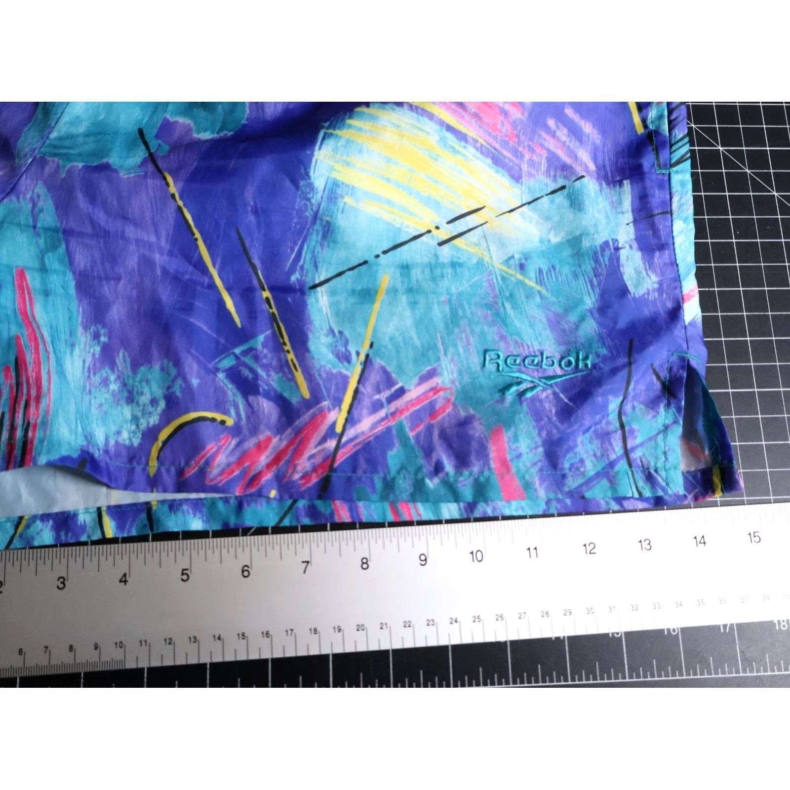 Reebok Vintage Reebok Shorts Drawstring Men Large 90s Pastel Abstract Pattern Blue Purple VTG Athletic Pockets Size US 28 / EU 44 - 6 Thumbnail