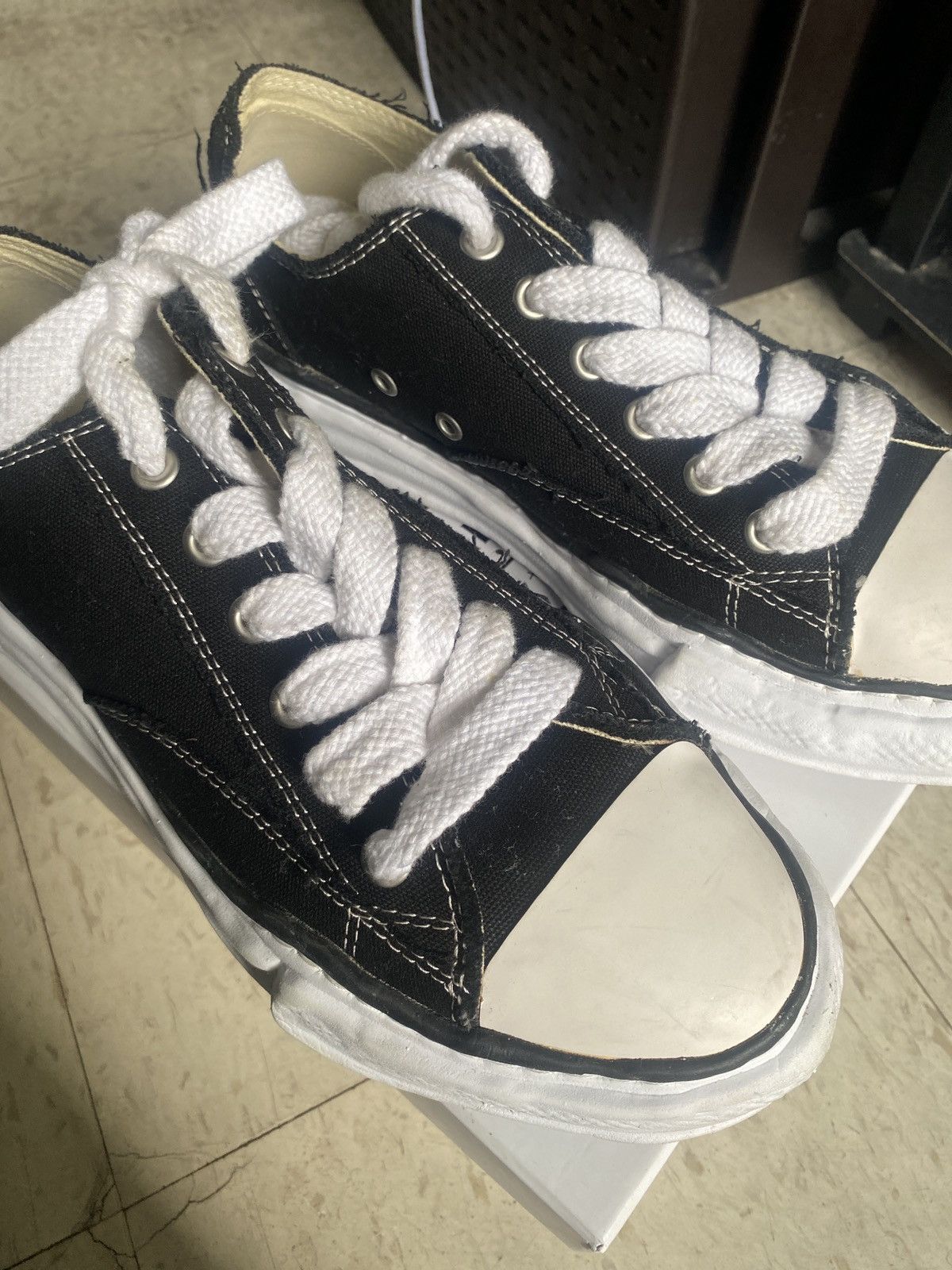 Maison MIHARA YASUHIRO Maison Mihara Yasuhiro Sneaker Size US 11 / EU 44 - 2 Thumbnail