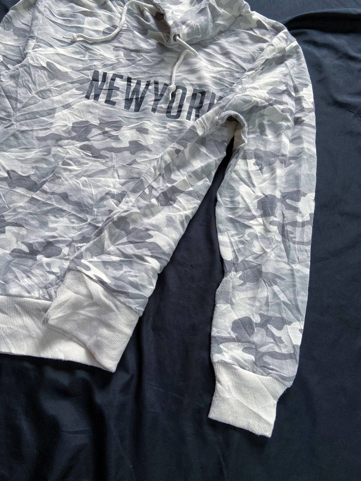If Six Was Nine × Japanese Brand × Le Grande Bleu (L.G.B.) JAPANESE SKKONE VINTAGE NEW YORK ARMY HOODIE Size US M / EU 48-50 / 2 - 2 Thumbnail