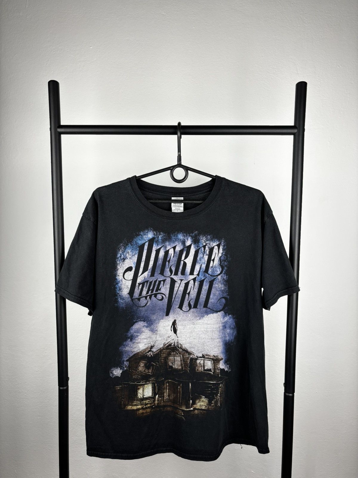 Band Tees Thrashed Faded Pierce The Veil Alternative Band Tee Size US L / EU 52-54 / 3 - 1 Thumbnail