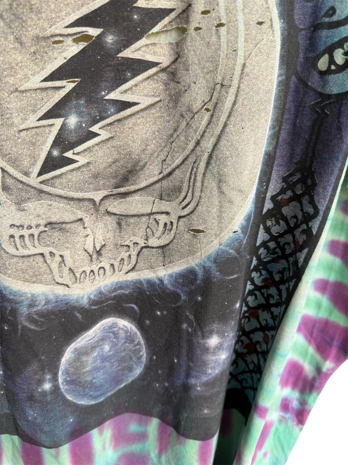 Band Tees Vintage Trashed GRATEFUL DEAD thirty years Tye Dye Tee Size US XL / EU 56 / 4 - 9 Thumbnail