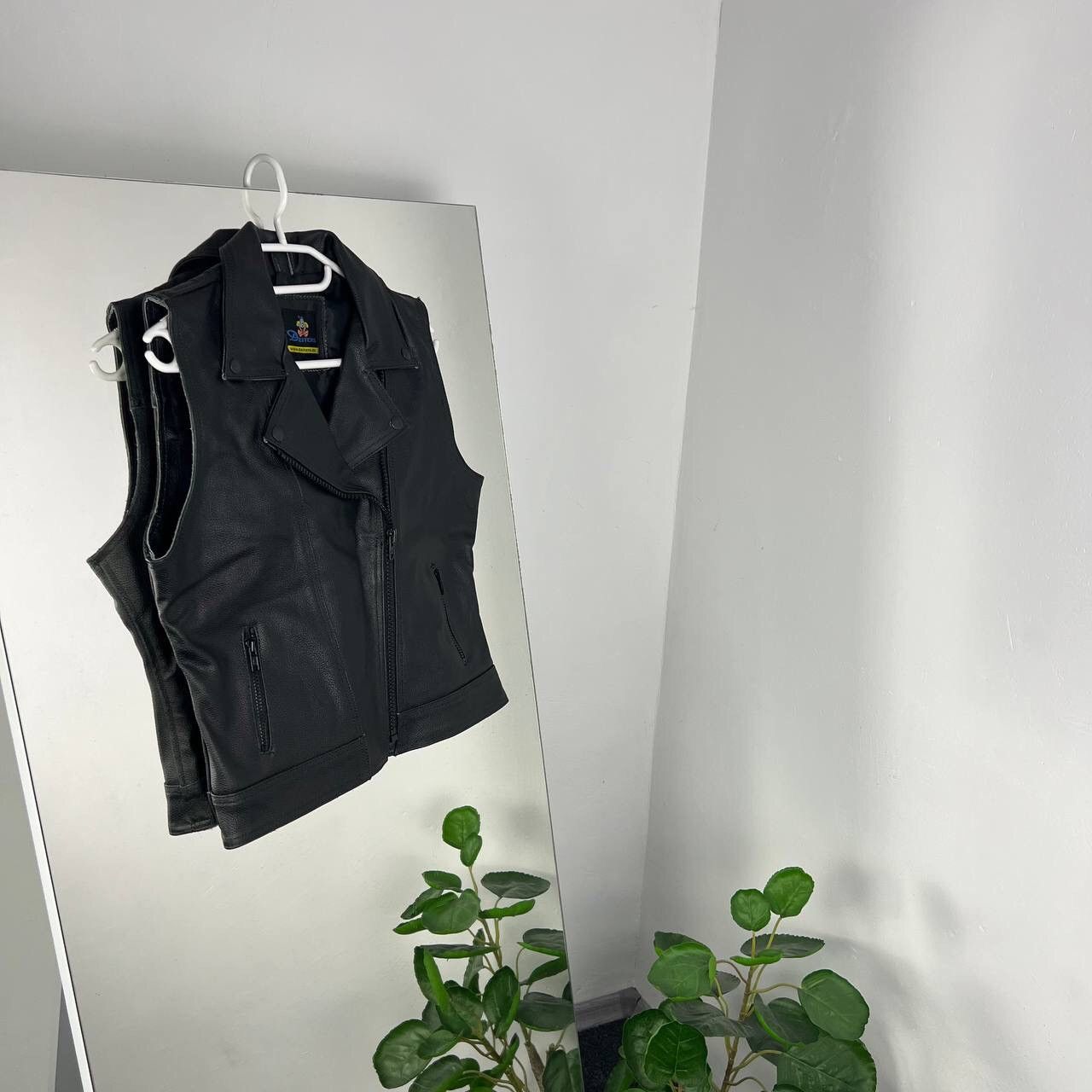 Vintage Avant Garde Vest Leather Vintage Black Y2K Style Size L / US 10 / IT 46 - 1 Thumbnail