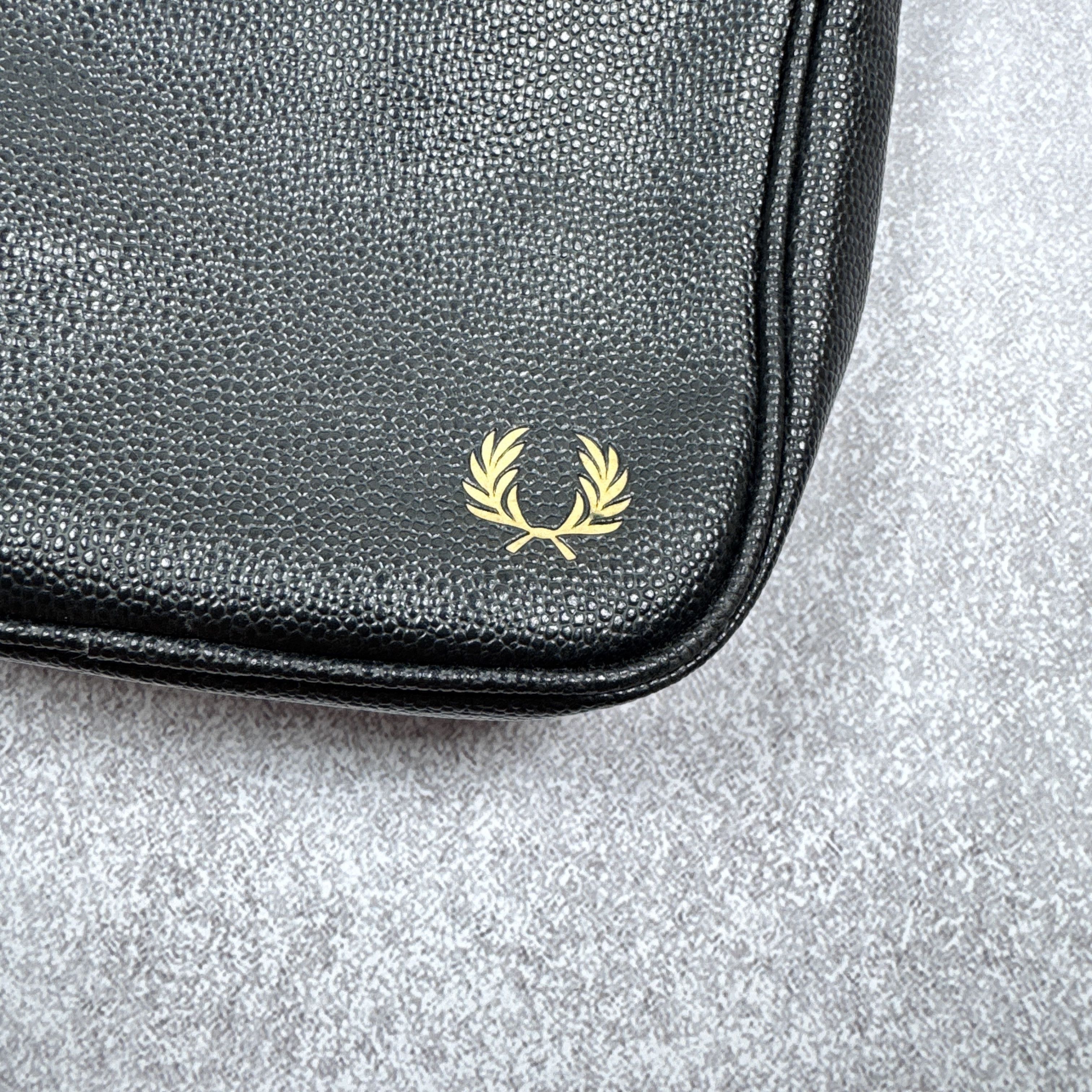 Fred Perry Fred Perry Black Leather Big Size Messenger Bag Size ONE SIZE - 4 Thumbnail