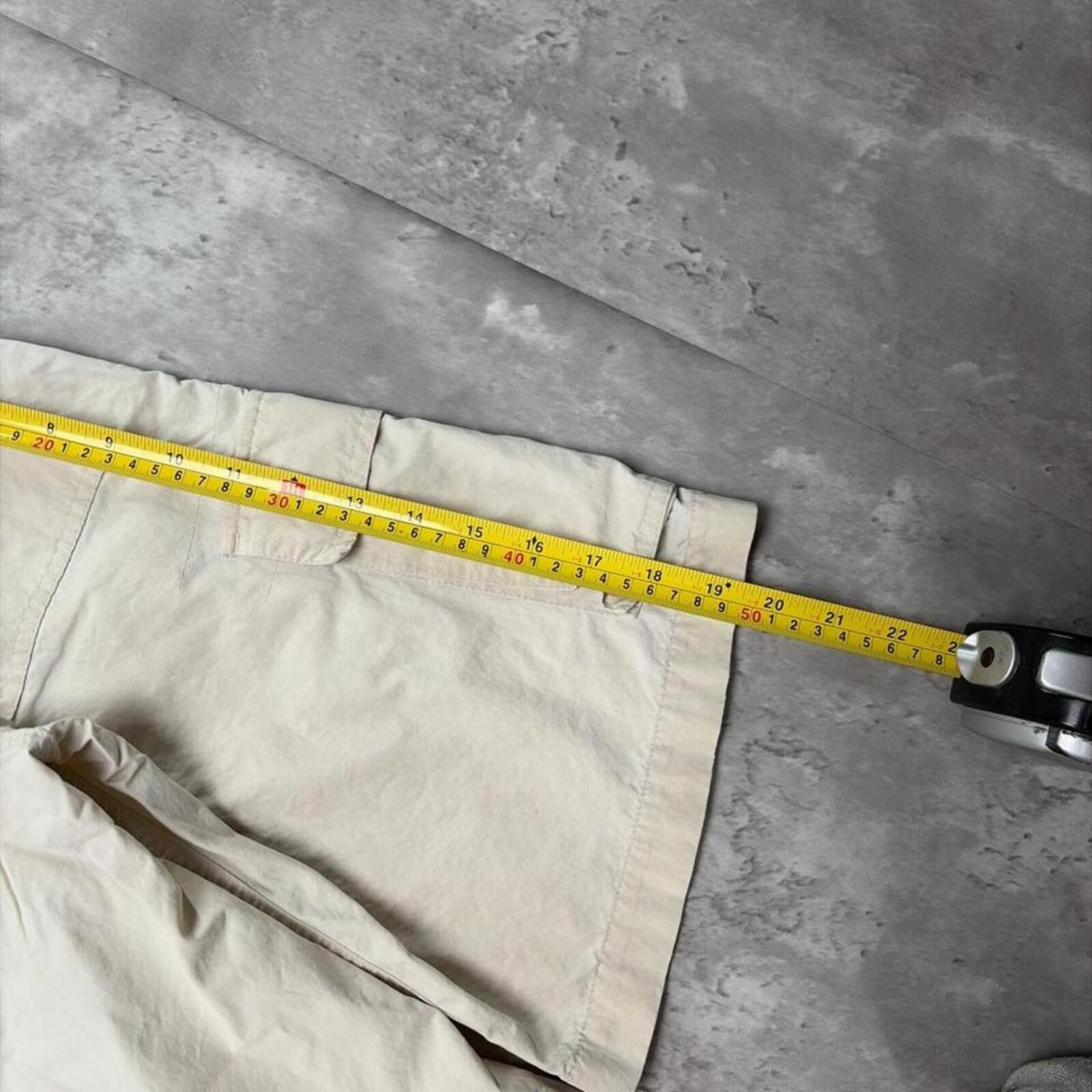 Gap Y2K Beige Gap Grunge Baggy Skater Cargo Shorts Size 42" / US 20 - 7 Thumbnail