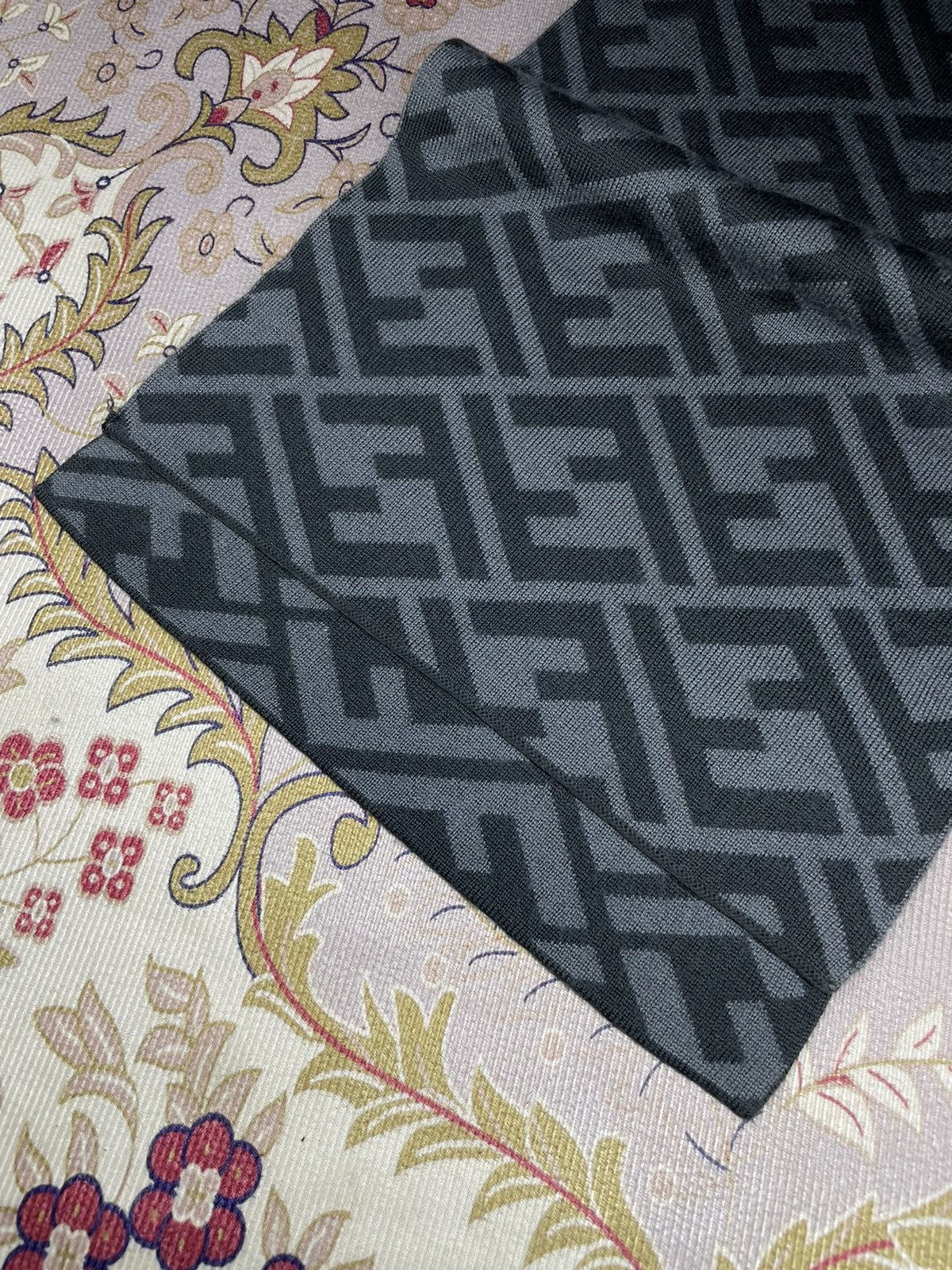 Fendi Fendi Monogram Wool Scarf Size ONE SIZE - 6 Thumbnail