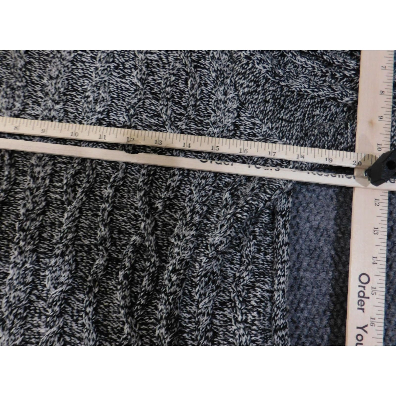 Loft LOFT Sweater Women's Small Gray Black Marled Cable Knit Long Sleeve Pullover Soft Shirt Womens Small Gray Black Marled Cable Knit Pullover Soft Size S / US 4 / IT 40 - 7 Thumbnail