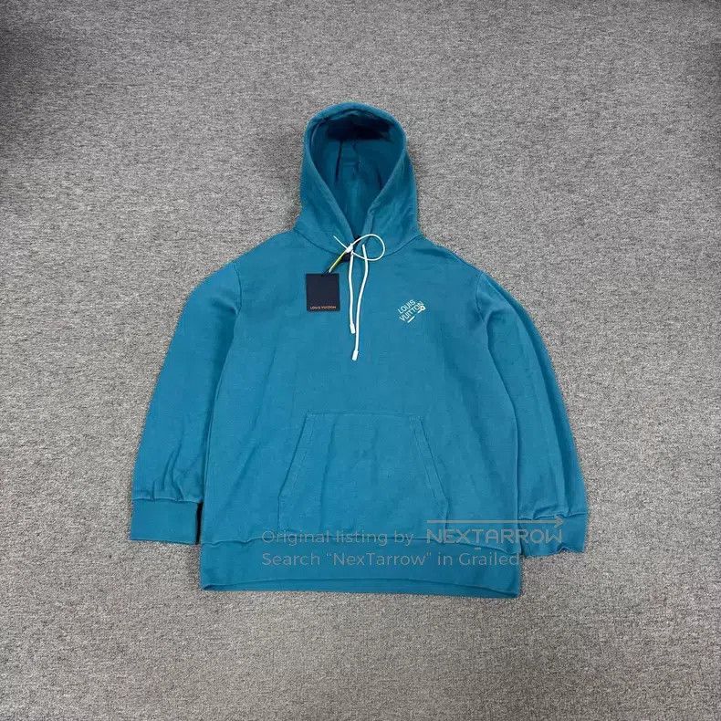 Louis Vuitton Louis Vuitton Pin lake blue small logo hooded sweatshirt Size US XXL / EU 58 / 5 - 1 Thumbnail