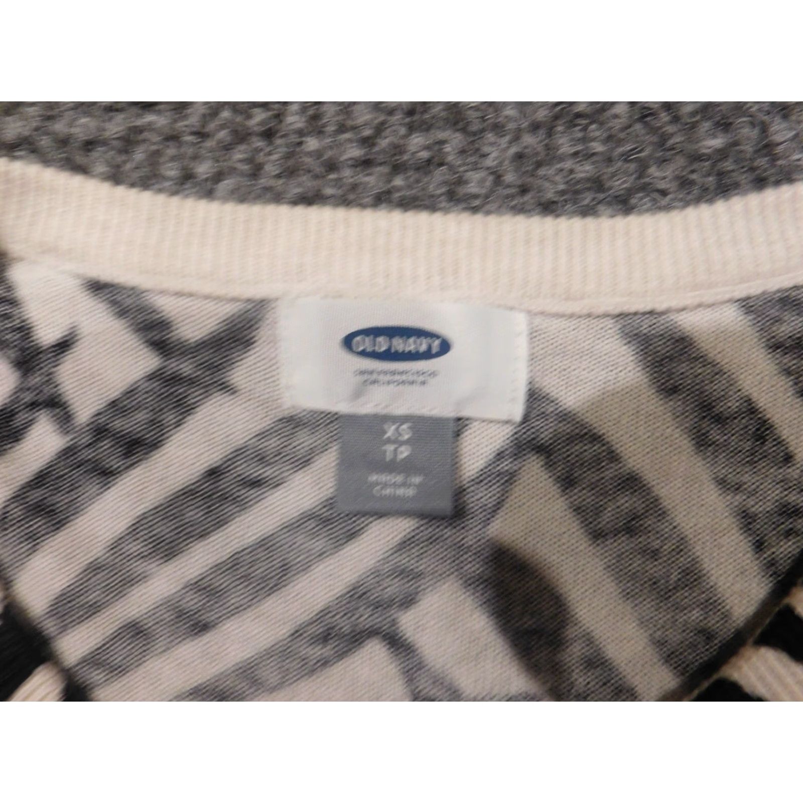 Old Navy Old Navy Womens Sweater Cardigan XS Black Puff Sleeve Crew Neck Knit Button Bow Stretch Easy Fit Size XS / US 0-2 / IT 36-38 - 5 Thumbnail