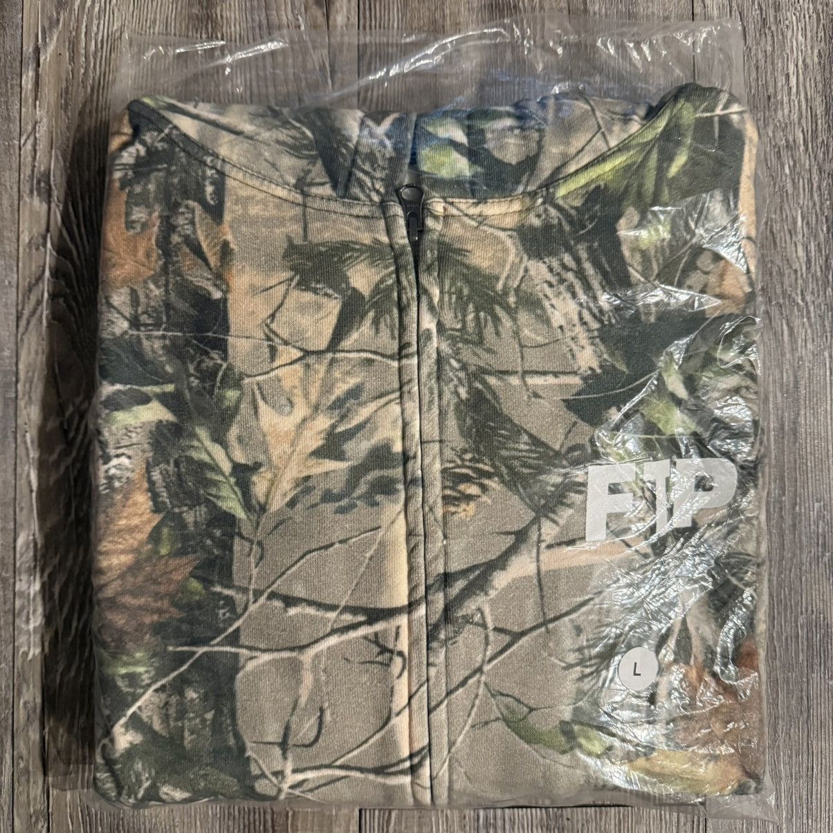 トップス FTP TREE CAMO ZIP UP HOODIE L FTP Tree Camo Zip Up Hoodie Size Men's L | IN HAND 🤚 FAST