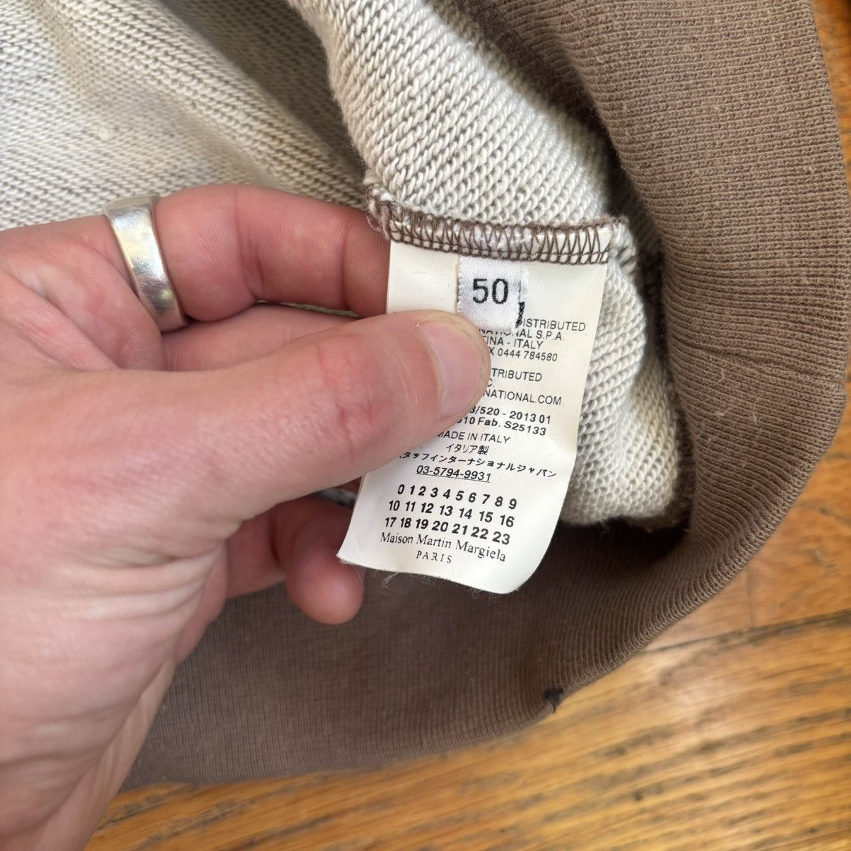 Maison Margiela Maison Margiela Replica Single V Elbow Patch sweatshirt Size US L / EU 52-54 / 3 - 4 Thumbnail