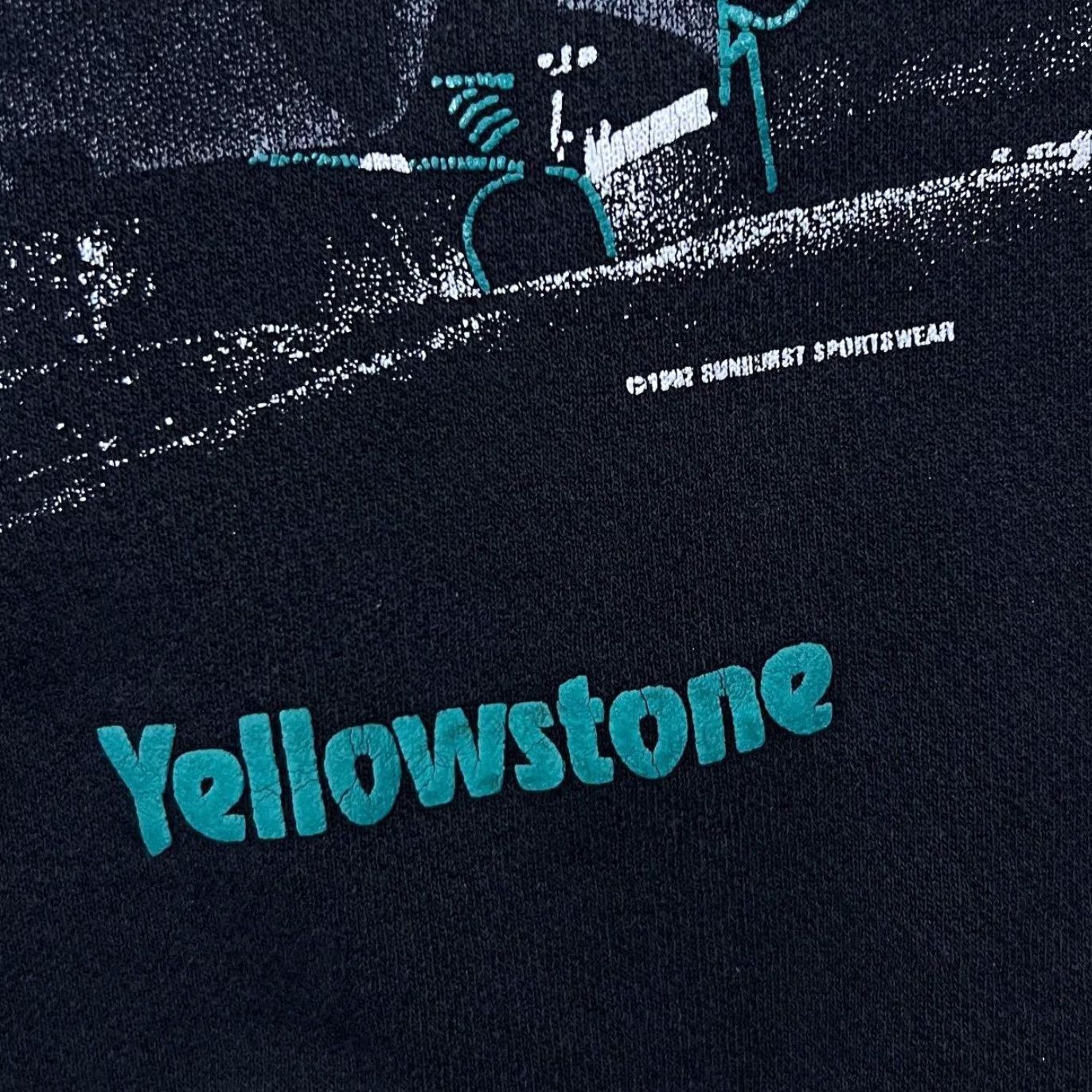 Vintage VINTAGE Alore (1992) Yellowstone Skimobile Snow Wildlife Graphic Sweatshirt L Black Mens Holiday 1990s USA Size US L / EU 52-54 / 3 - 3 Thumbnail