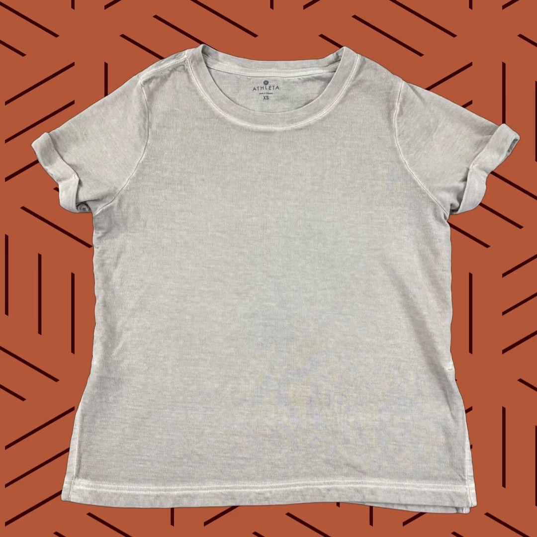 Athleta VINTAGE Athleta Shirt Womens XS Brown Crewneck Pullover Short Sleeve Basic Casual Tee Size XS / US 0-2 / IT 36-38 - 1 Thumbnail