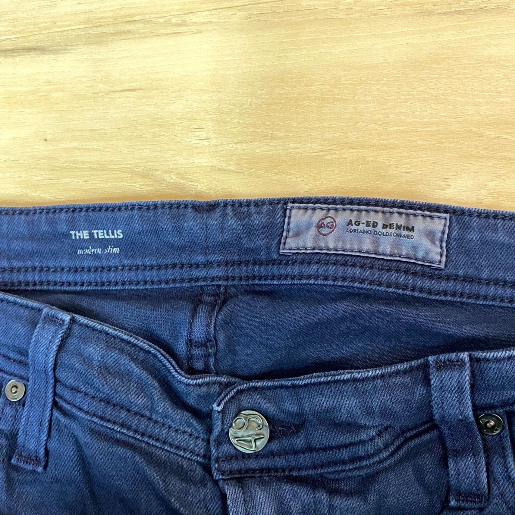 Vintage AG Adriano Goldschmied Jeans Mens 33x34 Tellis Modern Slim Blue Garment Dyed Dark Indigo Five-Pocket Logo Back Patch Stretch Jeans Mens Reg Size US 33 - 2 Thumbnail