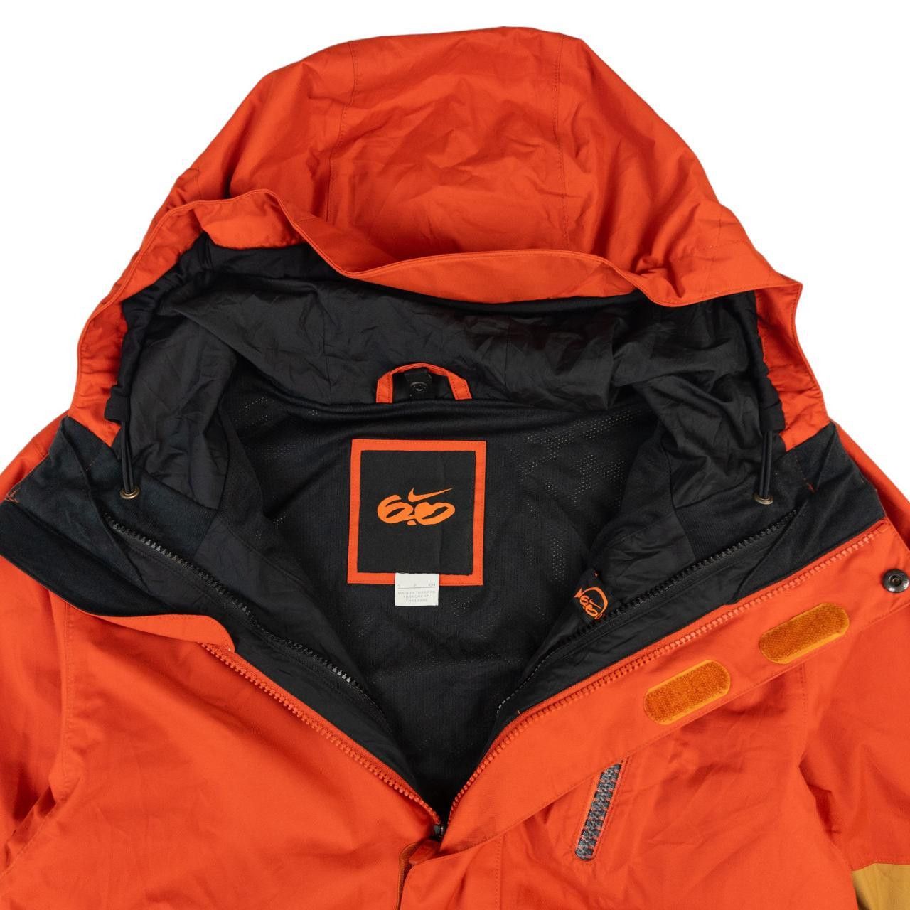 Nike Vintage Nike 6.0 Zip Up Snowboarding Jacket Size M Size US M / EU 48-50 / 2 - 3 Thumbnail