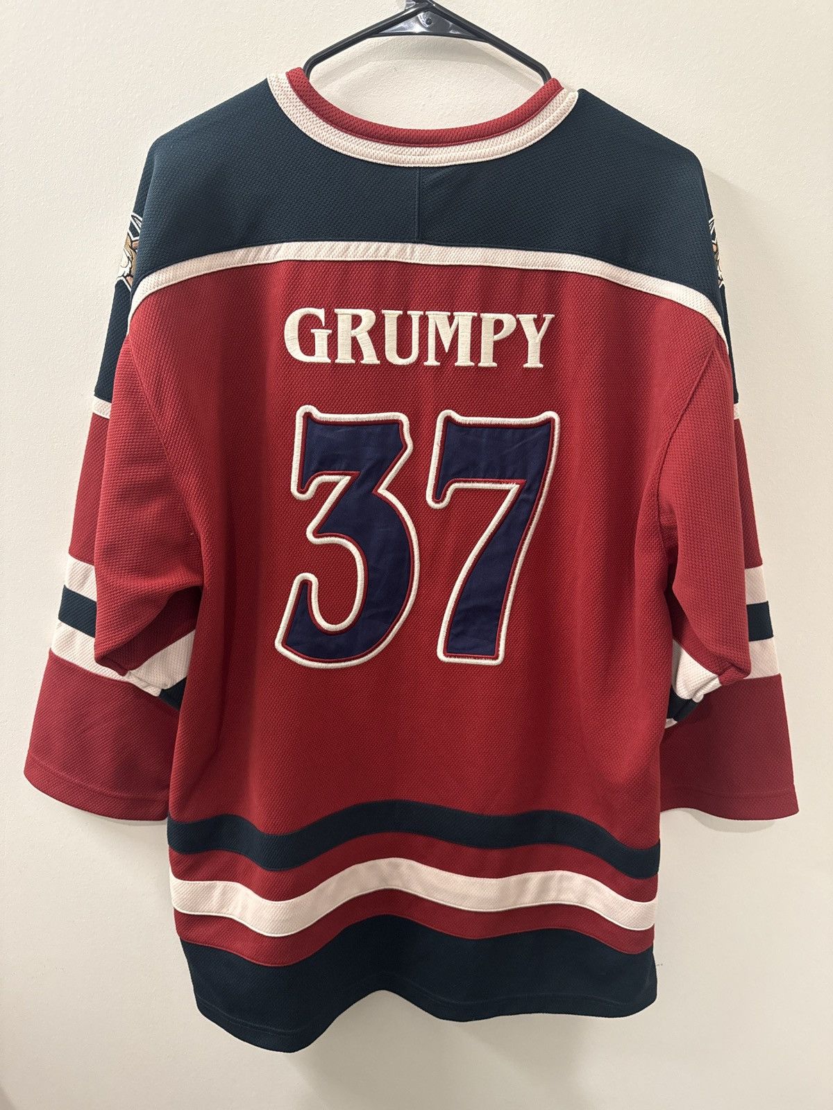 Disney Disney Grumpy Miners Hockey Jersey Size US M / EU 48-50 / 2 - 2 Thumbnail
