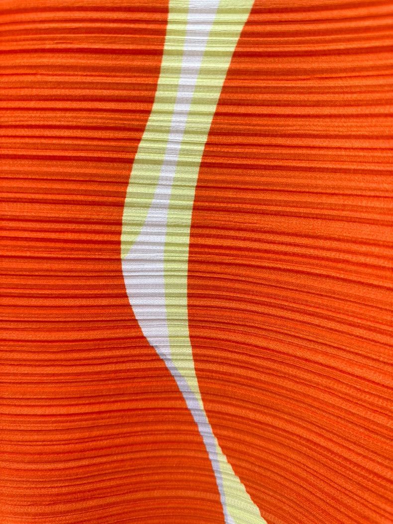 Issey Miyake Issey Miyake Orange pod pleated top Size L / US 10 / IT 46 - 2 Thumbnail