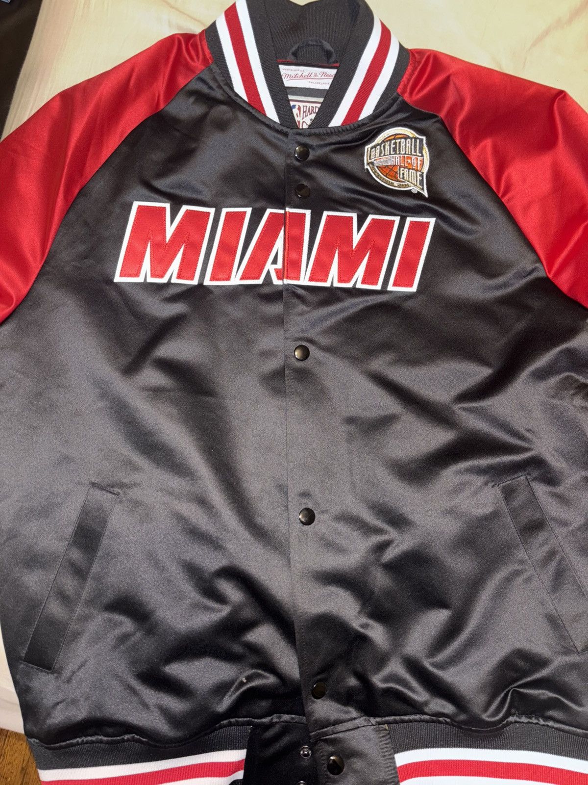 Mitchell & Ness Mitchell & Ness Dwyane Wade HOF Exclusive Varsity Jacket Size US L / EU 52-54 / 3 - 2 Thumbnail