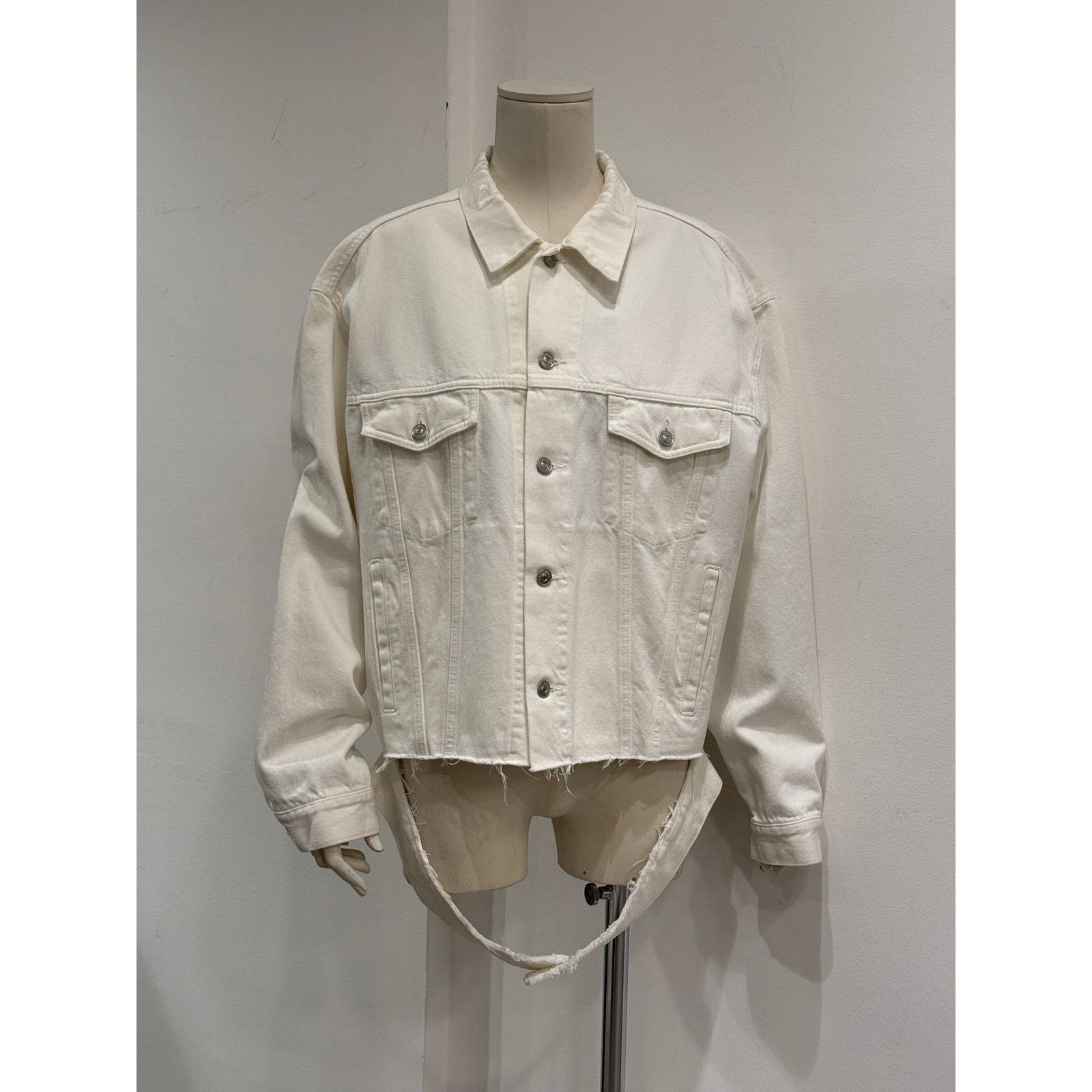 Balenciaga 2018 Balenciaga deconstructed oversized denim jacket Size US S / EU 44-46 / 1 - 2 Thumbnail