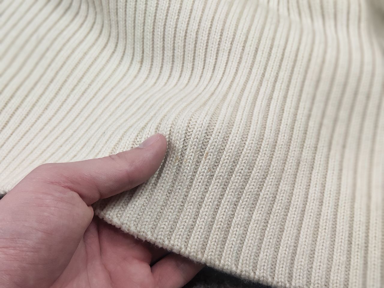October's Very Own October's very own Drake OVO ribbed sweater Military Style Size US S / EU 44-46 / 1 - 17 Thumbnail