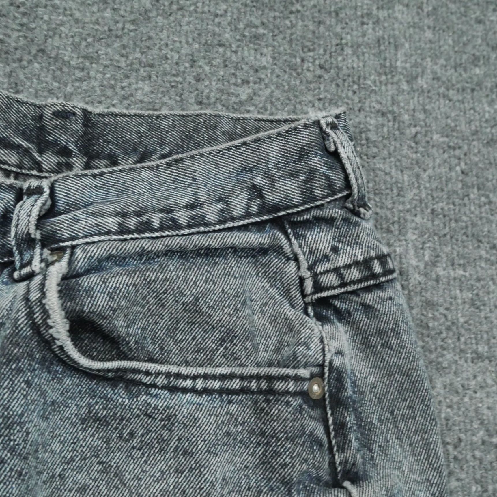 Lee VINTAGE Lee Jeans Mens 33x30 Black Denim 90s Distressed 5-Pocket Jeans Womens? Size US 31 - 5 Thumbnail
