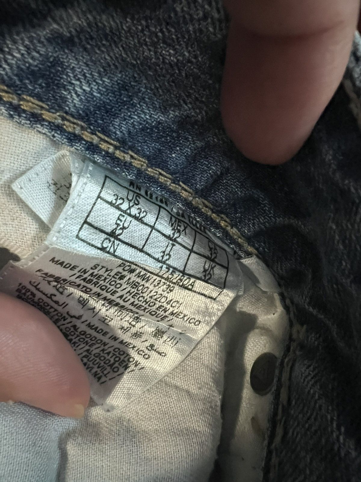 Guess Guess distressed Jeans Size US 32 / EU 48 - 3 Thumbnail