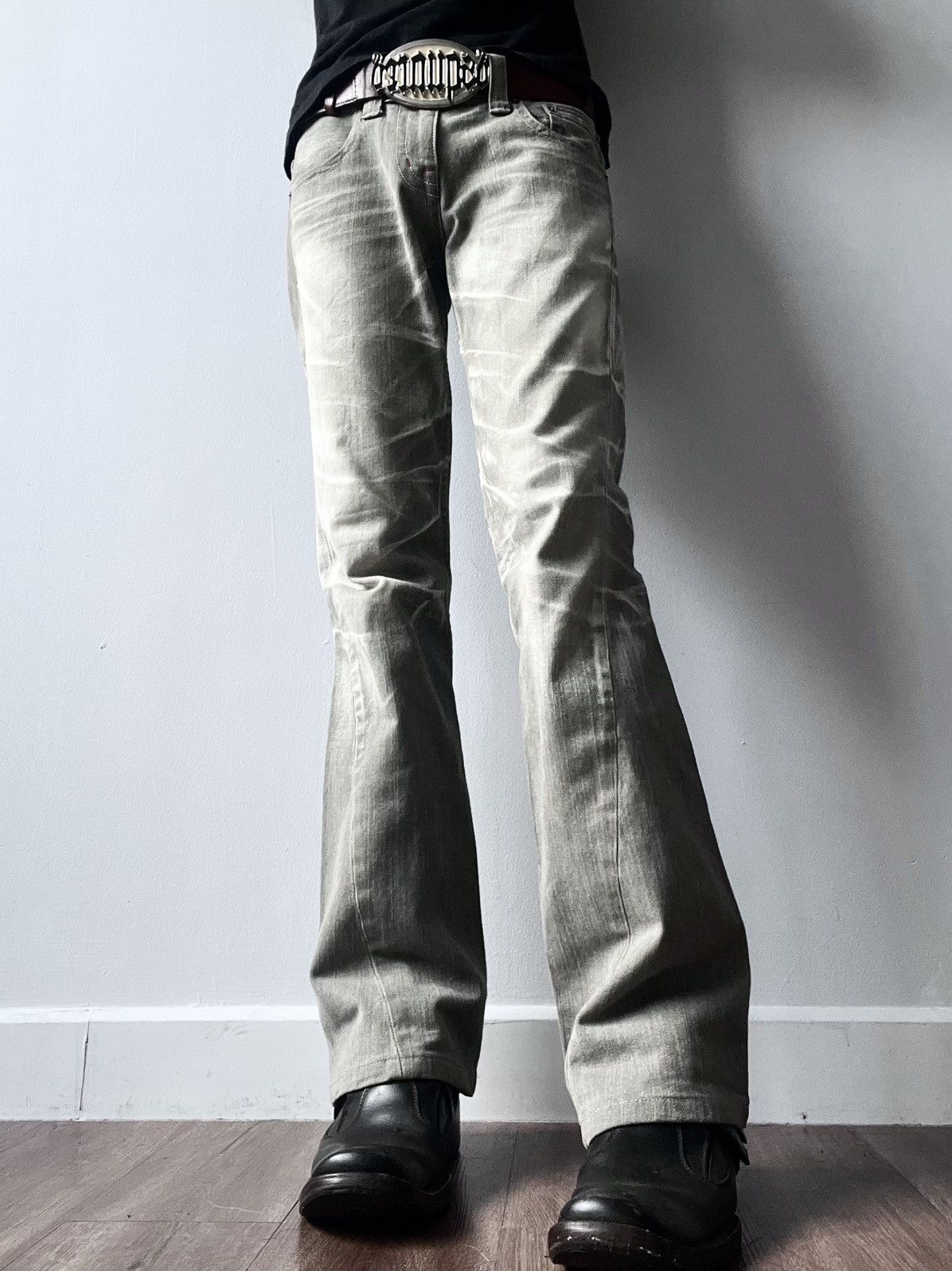 Tornado Mart 2000s Tornado Mart Avant-Garde Flared Jeans Size US 31 - 4 Thumbnail