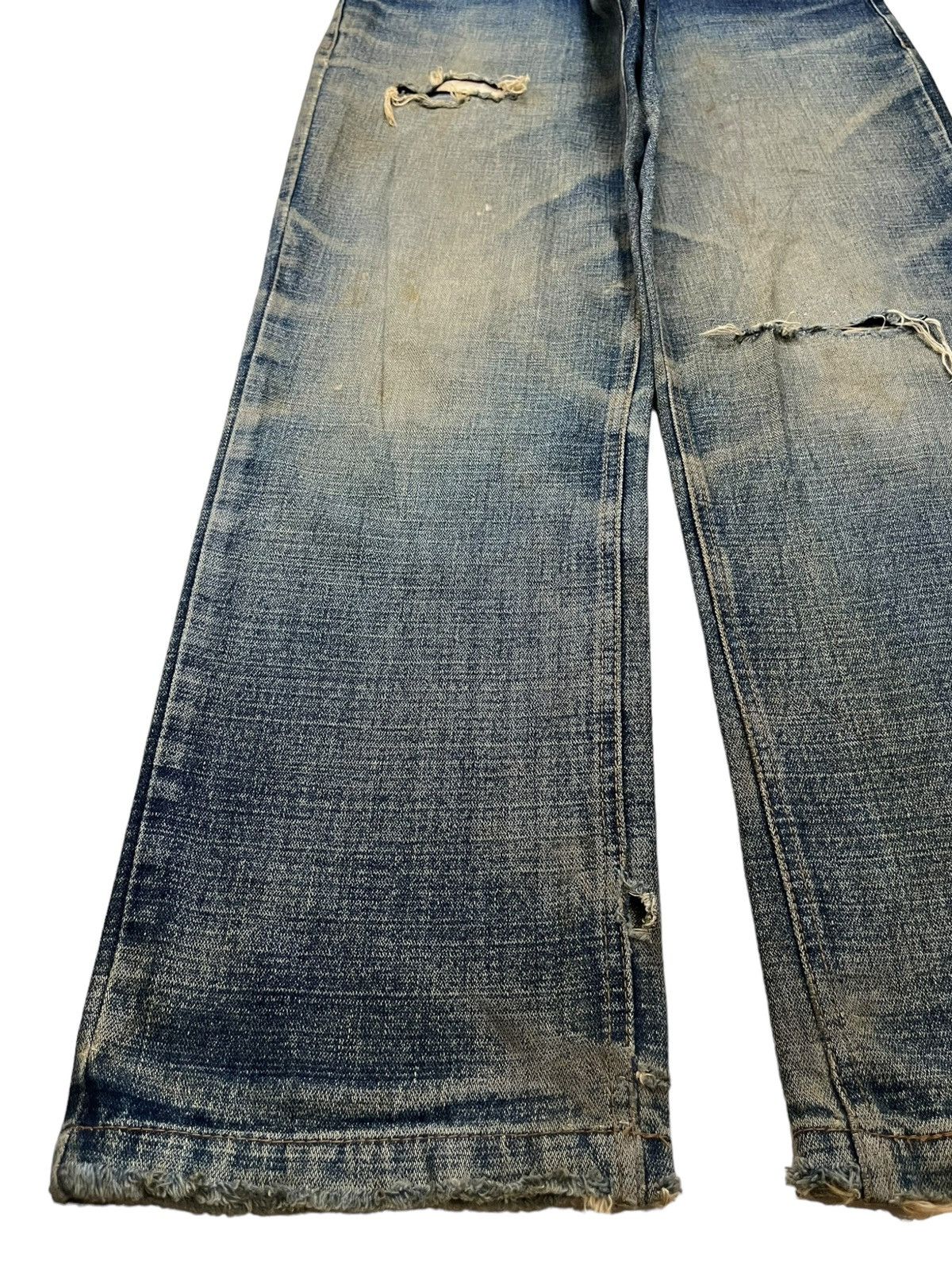 Japanese Brand Vintage Japanese Brand Sick Mud Wash Distressed Loose Jeans Size US 31 - 6 Thumbnail