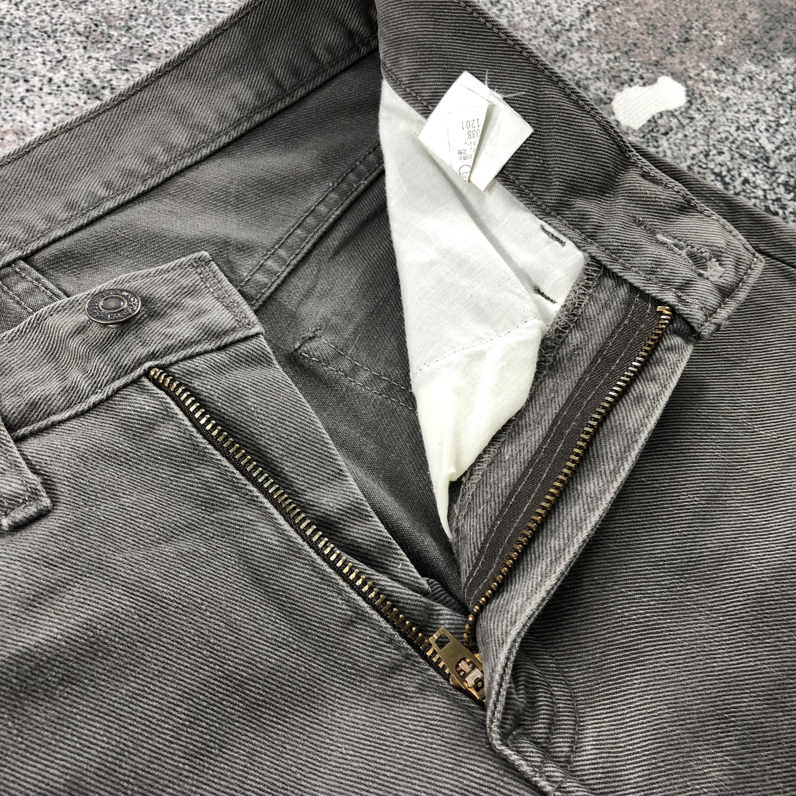 Levi's Vintage Levis 519 Jeans Faded Black Denim KJ690 Size US 29 - 7 Thumbnail