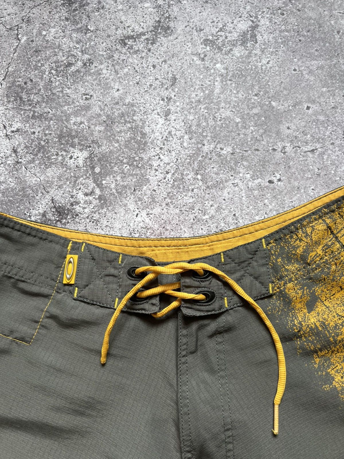 Oakley × Vintage Vintage Oakley Crazy Skull Shorts Big Logo Swimwear Men's Size US 32 / EU 48 - 8 Thumbnail