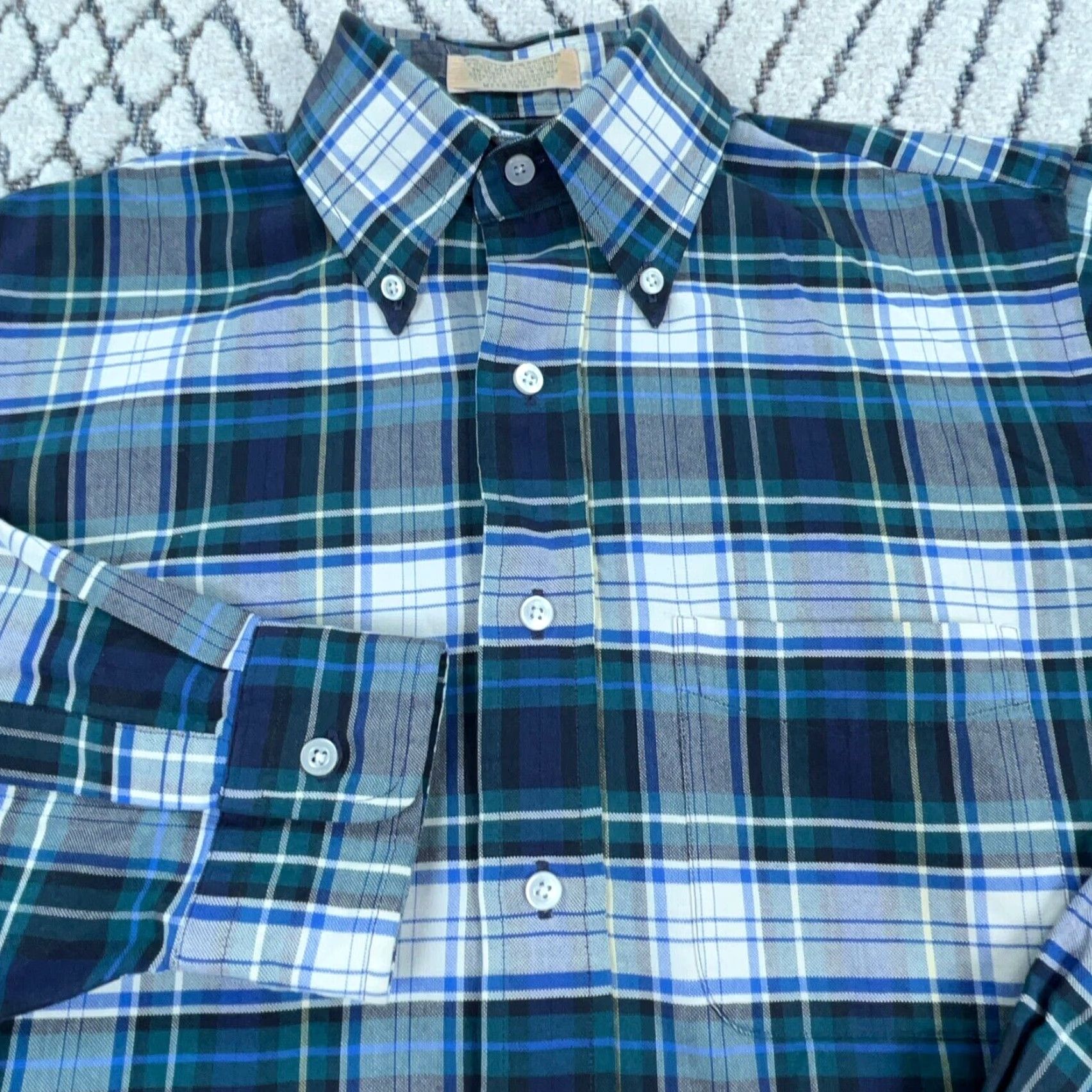 Vintage VINTAGE LL Bean Shirt Men 15.5 35 Large Blue Plaid Button Up Oxford Dress Medium VTG 90s Size 42R - 3 Thumbnail
