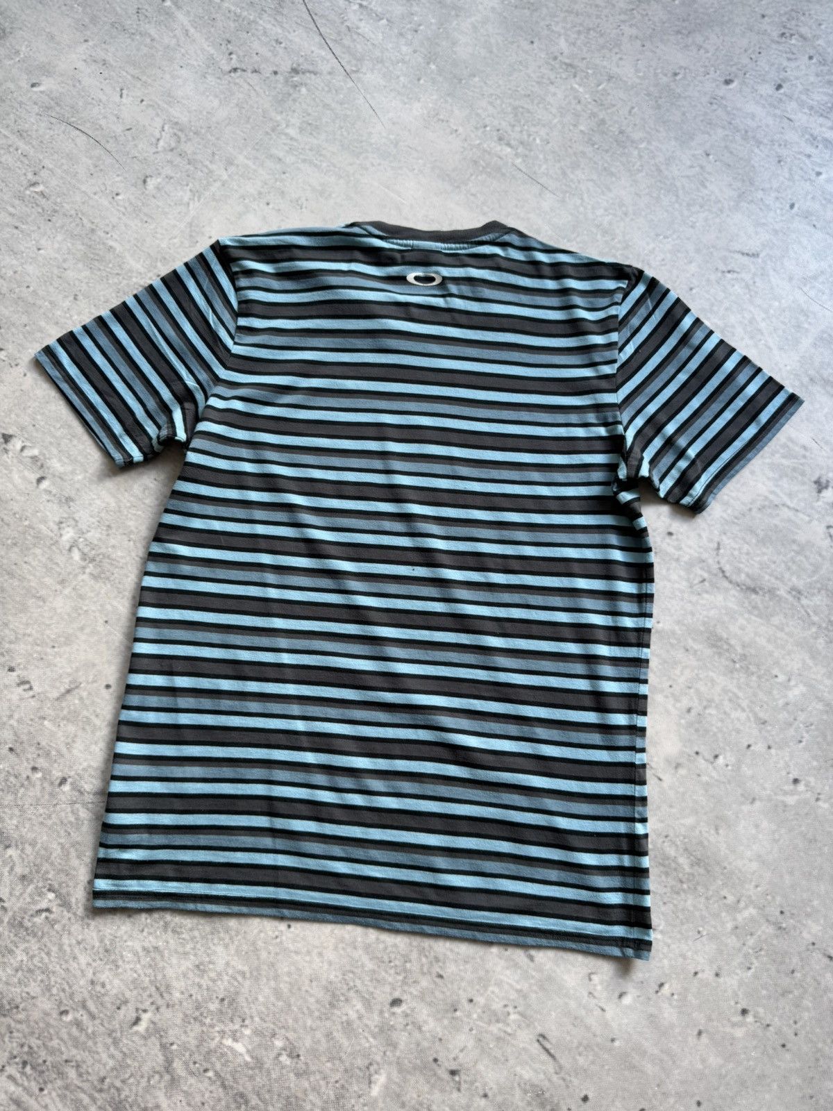 Oakley Oakley vintage tee Size US M / EU 48-50 / 2 - 2 Thumbnail