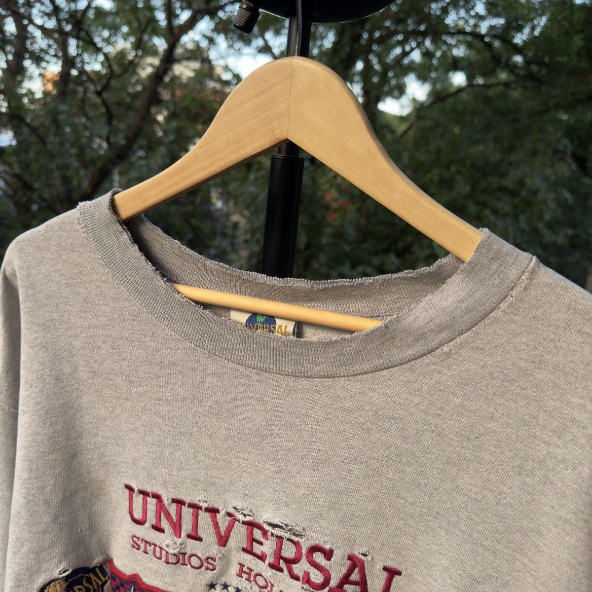Vintage Universal Studios Hollywood Thrashed Sweatshirt ERD Grunge Size US XL / EU 56 / 4 - 3 Thumbnail
