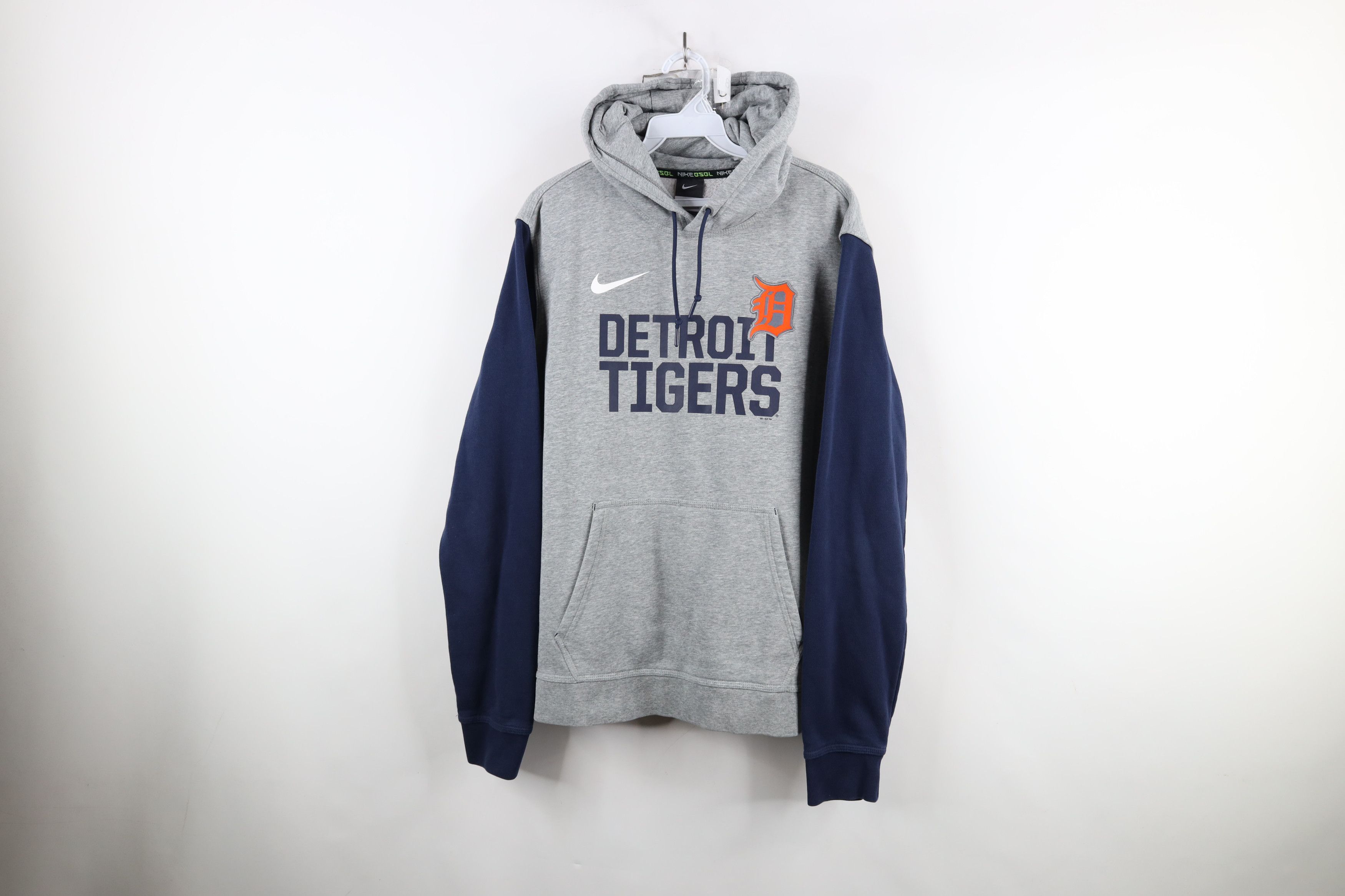 Nike × Vintage Nike Spell Out Old English D Detroit Tigers Baseball Hoodie Size US L / EU 52-54 / 3 - 1 Thumbnail