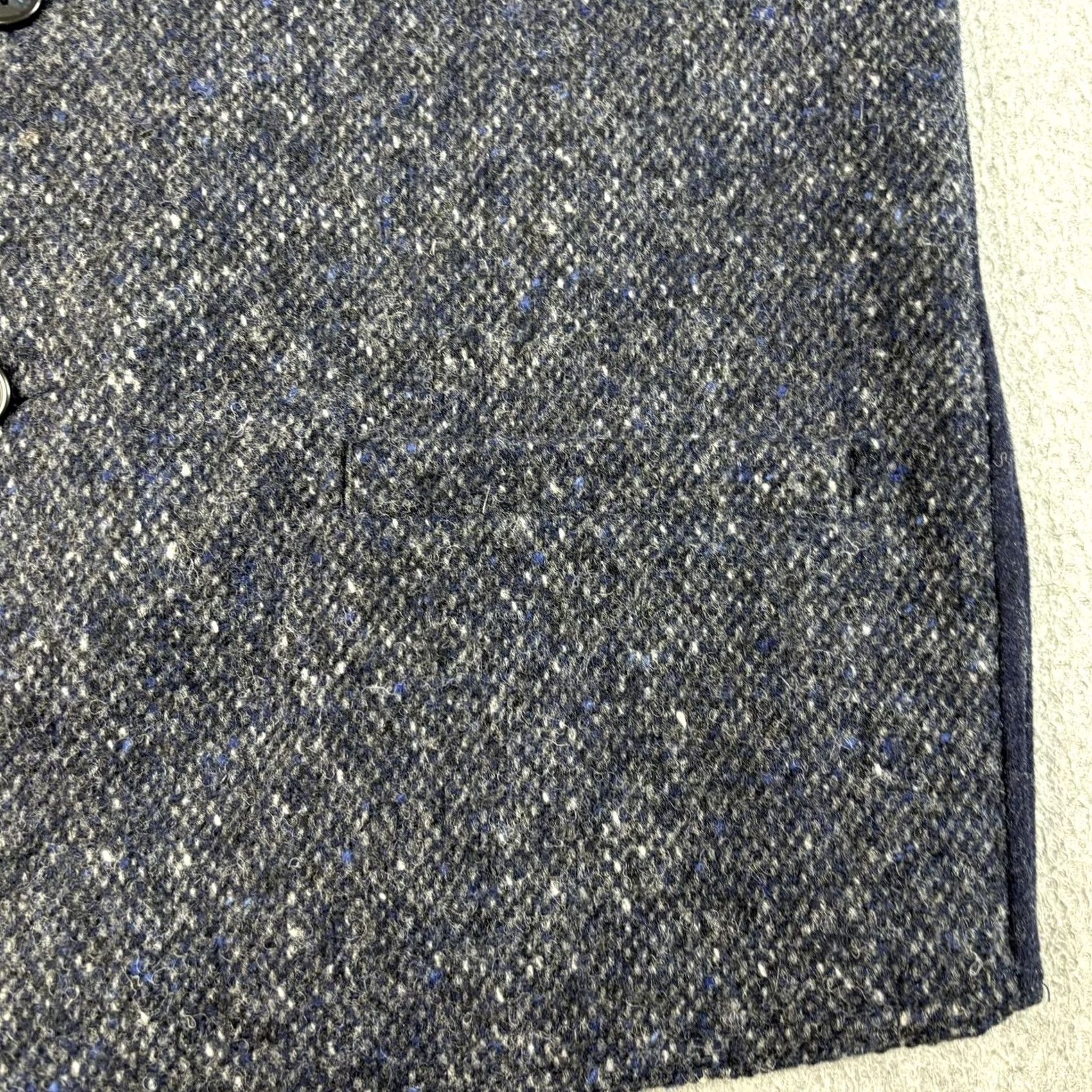 Vintage VINTAGE? No. Final: Jimmy Hourihan Vest Wool Tweed Ireland Donegal Navy Blue XS Mens Wool Vest with Pockets Front Button Closure Size US XS / EU 42 / 0 - 5 Thumbnail