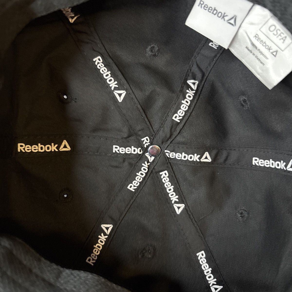 Reebok Reebok Hat Cap Strapback Black Sports Runner Mens Size ONE SIZE - 7 Thumbnail
