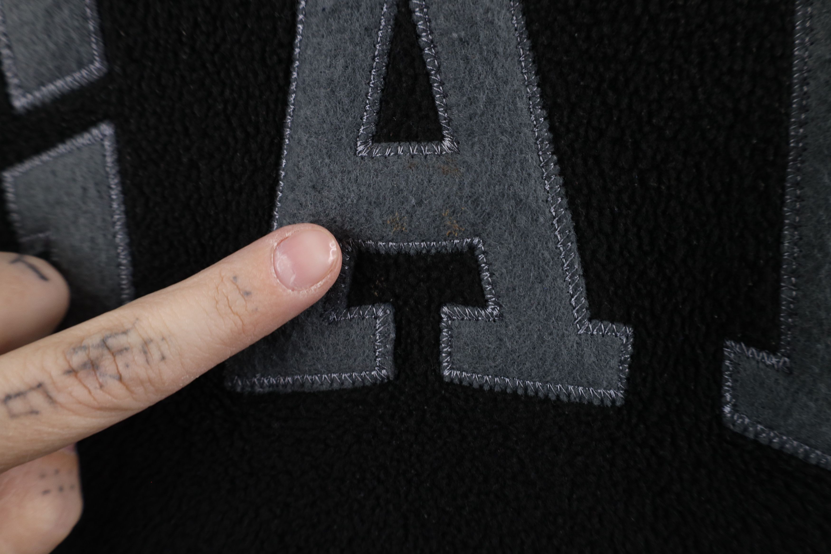 Gap × Vintage Vintage Gap Out Block Letter Fleece Hoodie Sweatshirt Black Size US S / EU 44-46 / 1 - 6 Thumbnail