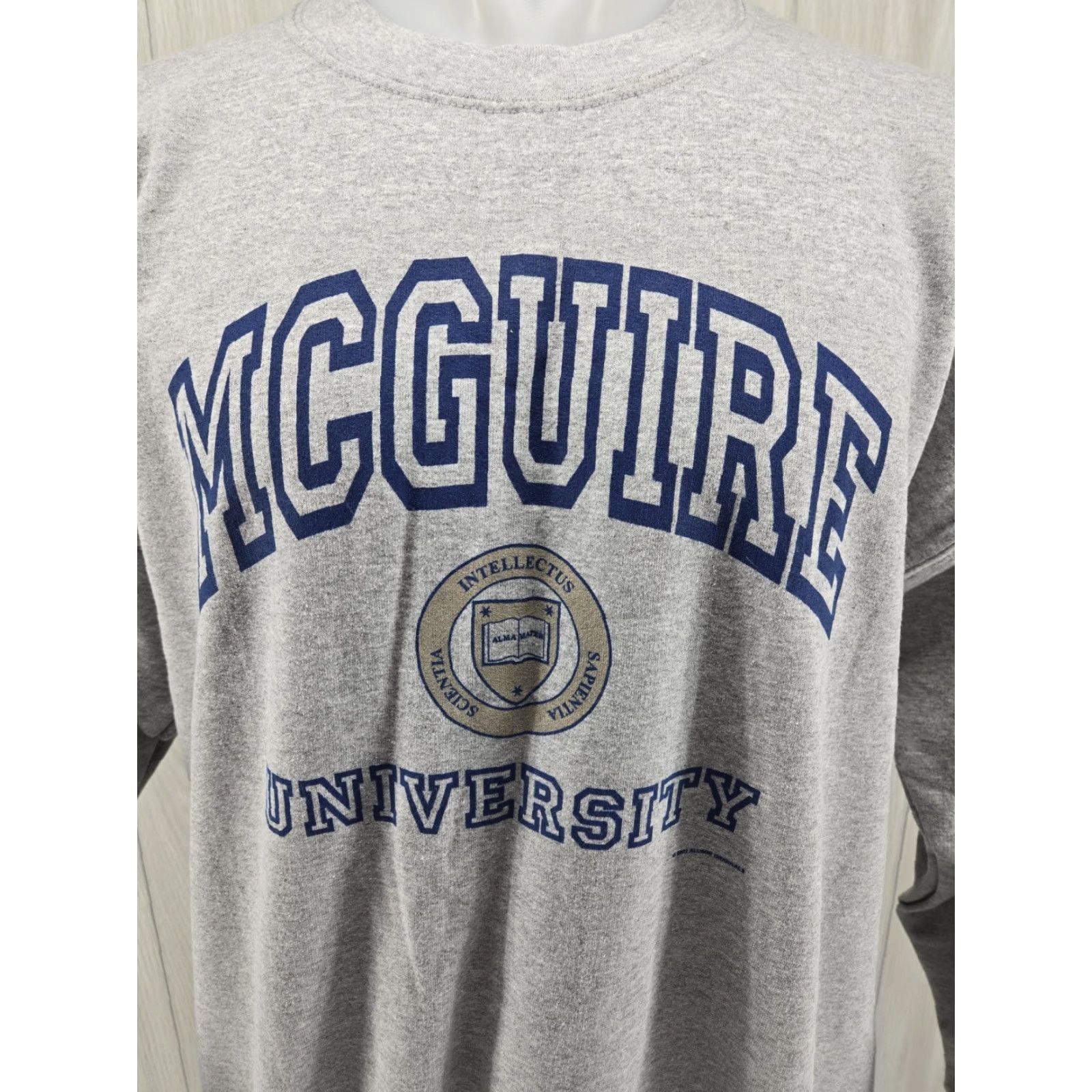 Gildan Mcguire University Sweatshirt Mens XL Size US XL / EU 56 / 4 - 3 Thumbnail