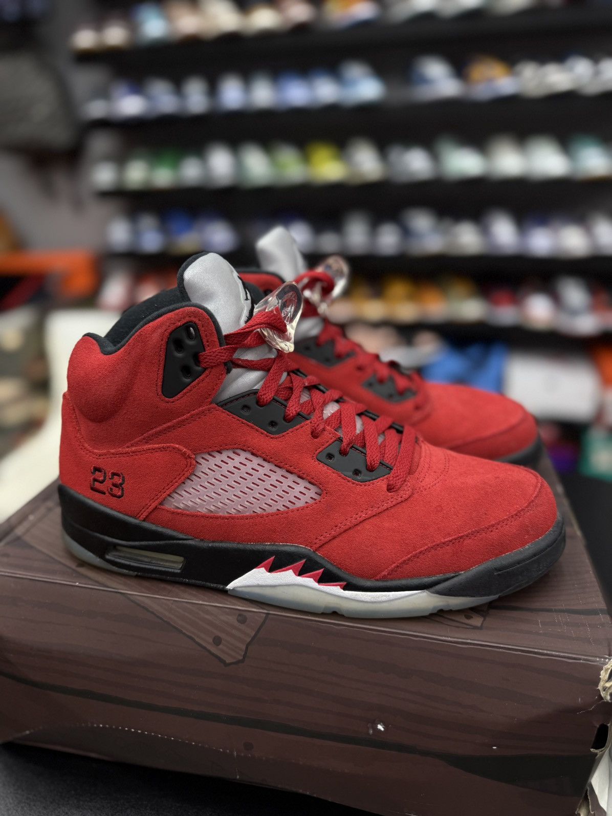 Nike Jordan 5 Raging Bulls Size 10.5 (DD0587-600) 🧼 Size US 10.5 / EU 43-44 - 2 Thumbnail