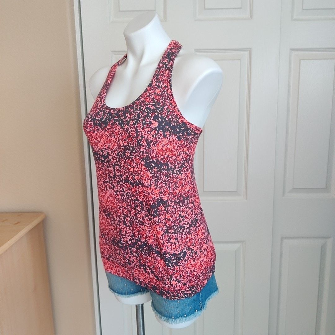 Athleta Athleta Printed XO Tank Top sz S Size S / US 4 / IT 40 - 5 Thumbnail