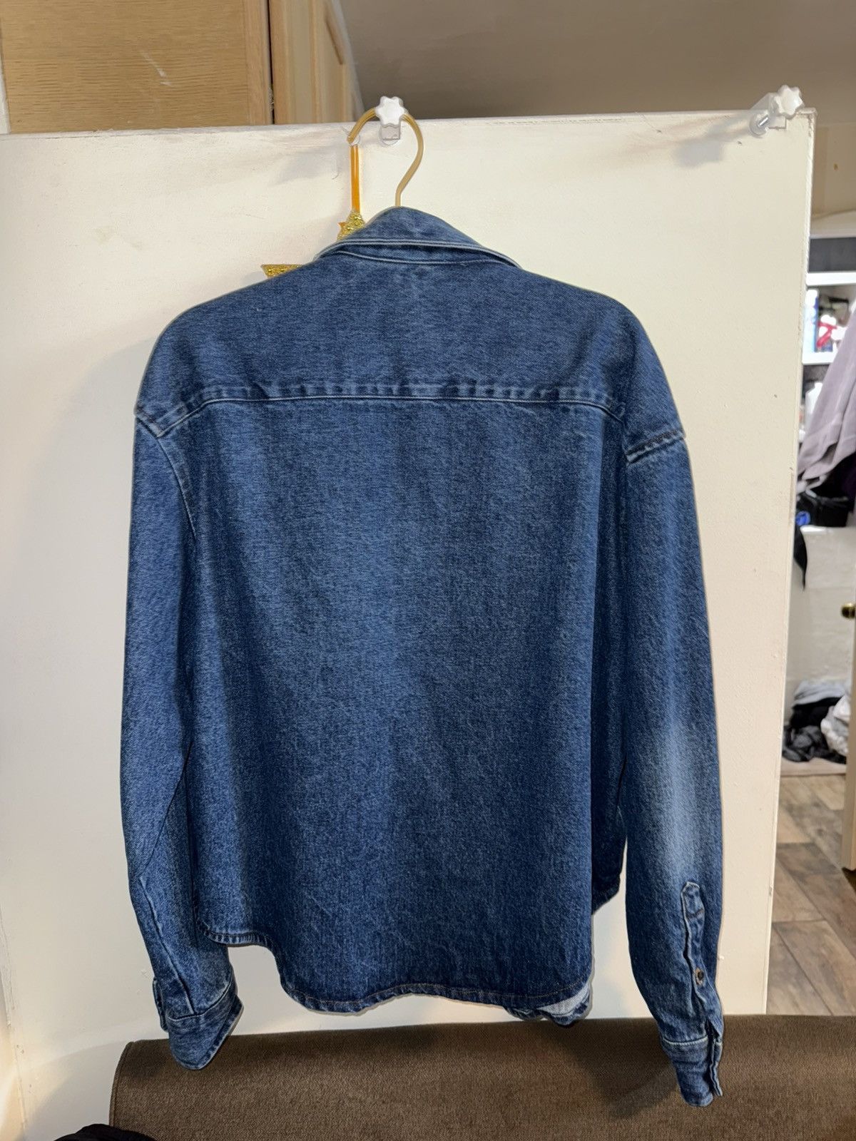 AMI Ami Paris Blue Embossed Denim Shirt Size US M / EU 48-50 / 2 - 2 Thumbnail