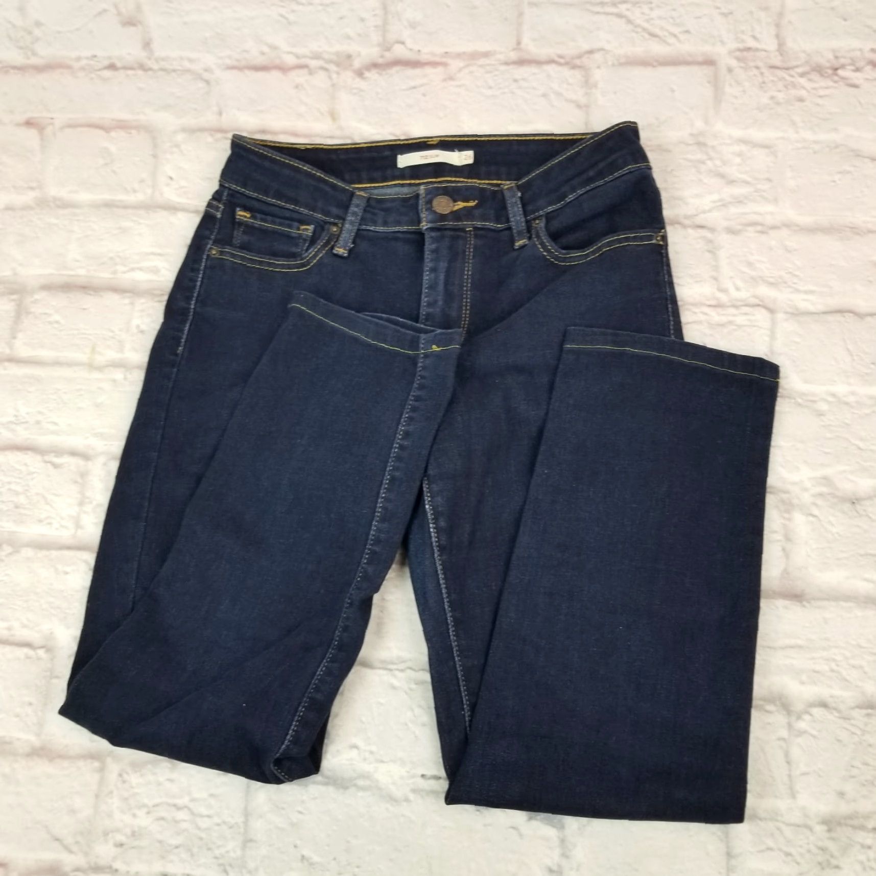 Levi's Levi's 712 Jeans Slim Juniors Teens Size 26 Dark Wash Low Rise Denim Blue Skinny 5-Pocket Boys? Size ONE SIZE - 2 Thumbnail