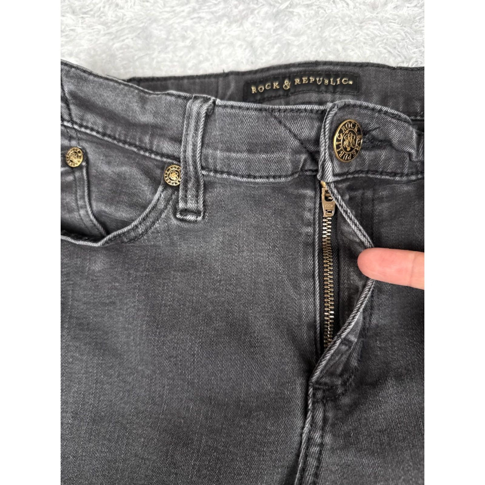 Vintage Rock & Republic Kendra Curvy Bootcut Jeans Womens 10 Gray Charcoal Wash 30x31 Denim Jeans Rock & Republic Kasandra Womens Size 32" / US 10 / IT 46 - 5 Thumbnail