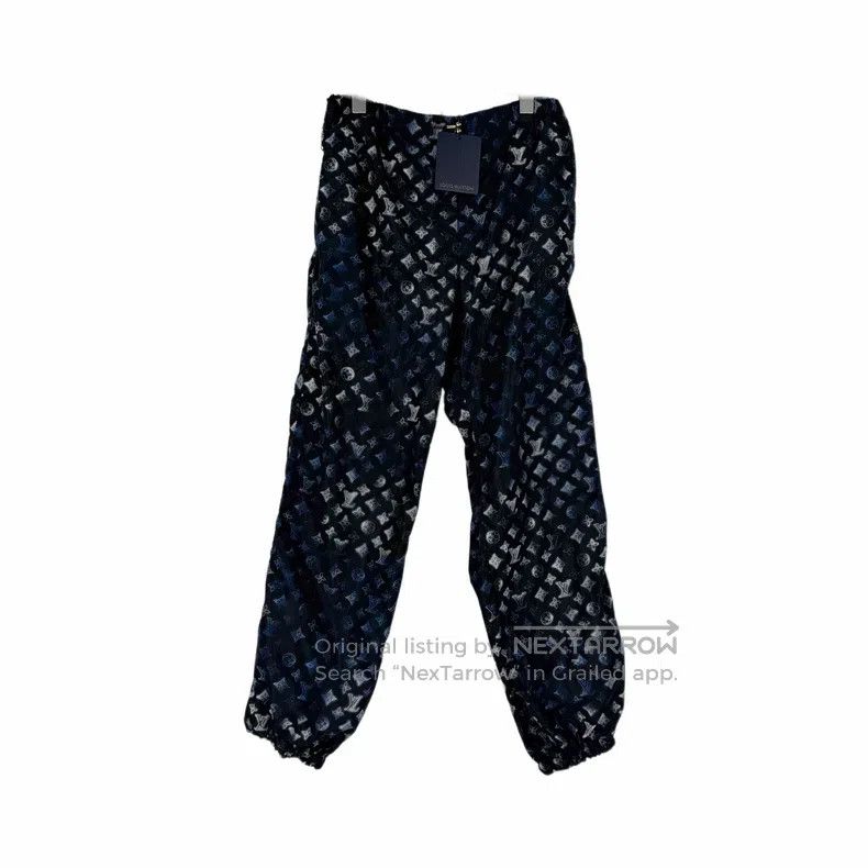 Louis Vuitton Louis Vuitton Blue and black full logo nylon pants Size US 40 / EU 56 - 1 Thumbnail