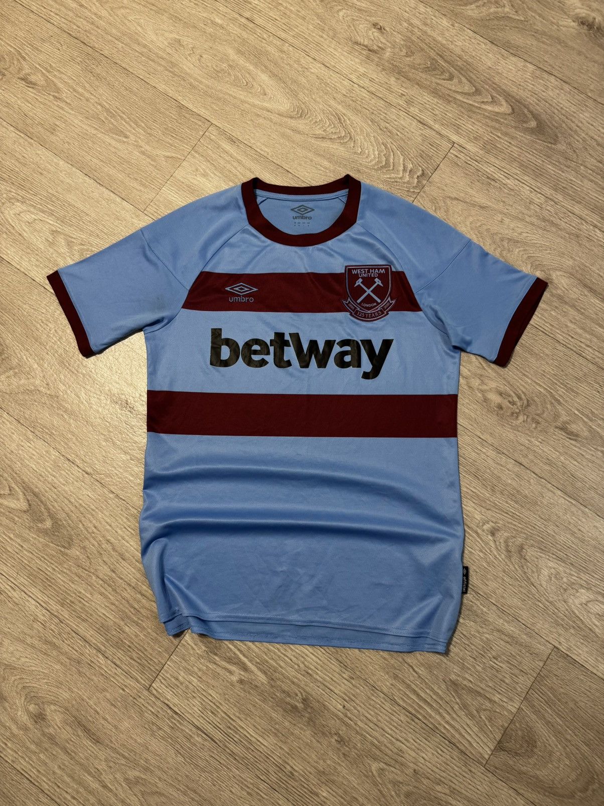 Umbro 🔷Umbro West Ham United 2020/21 Soccer jersey🔷 Size US M / EU 48-50 / 2 - 1 Thumbnail